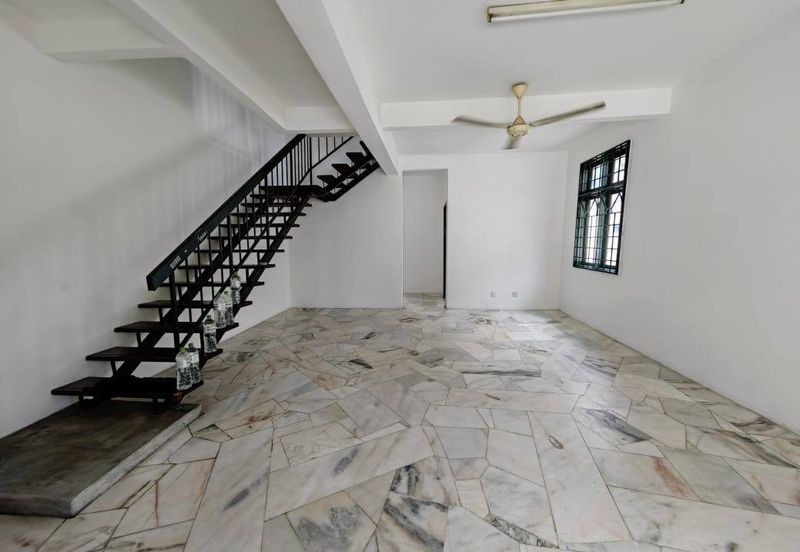 Taman Saujana Puchong