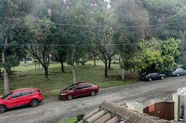 Taman Saujana Puchong