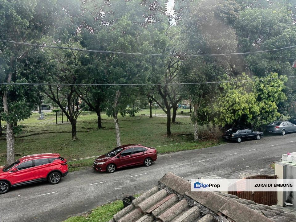 FOR SALE / UNTUK DIJUAL Taman Saujana Puchong Double Storey SP8 Puchong End Lot Non Bumi Lot, Selangor, Puchong South