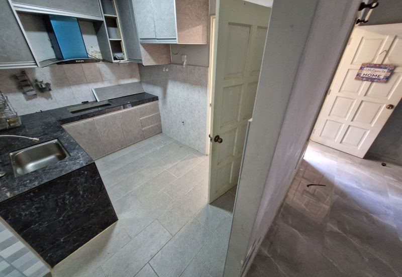 FOR SALE / UNTUK DIJUAL Apartment Anggerik, Desa Pandan, Kuala Lumpur (Medium Cost Apt) Near City Centre Bukit Bintang IKEA 