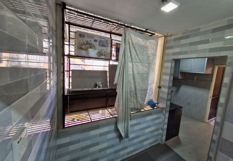 FOR SALE / UNTUK DIJUAL Apartment Anggerik, Desa Pandan, Kuala Lumpur (Medium Cost Apt) Near City Centre Bukit Bintang IKEA 