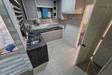 FOR SALE / UNTUK DIJUAL Apartment Anggerik, Desa Pandan, Kuala Lumpur (Medium Cost Apt) Near City Centre Bukit Bintang IKEA 