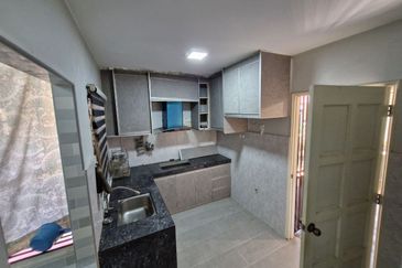 FOR SALE / UNTUK DIJUAL Apartment Anggerik, Desa Pandan, Kuala Lumpur (Medium Cost Apt) Near City Centre Bukit Bintang IKEA 