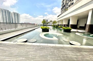 Lexa Residence @ The Quartz