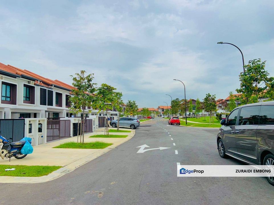 FOR SALE / UNTUK DIJUAL Pandura, Alam Impian, Shah Alam Double Storey End Lot Freehold Non Bumi Lot, Selangor, Shah Alam
