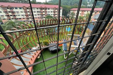 Flat Taman Melati Blok C