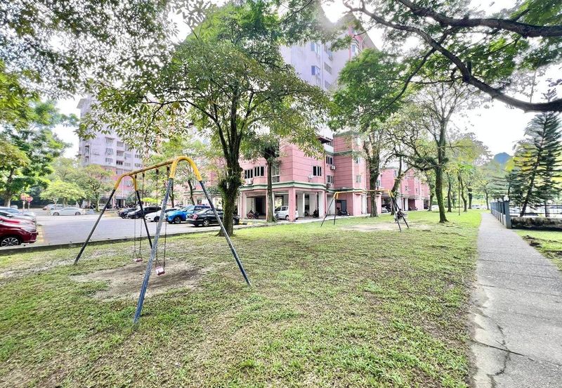 Tasik Heights Apartment