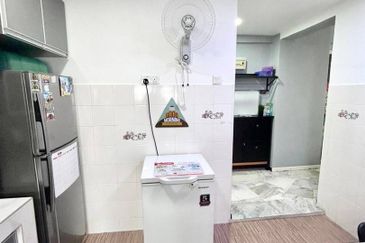 Tasik Heights Apartment