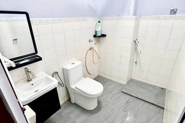 Tasik Heights Apartment