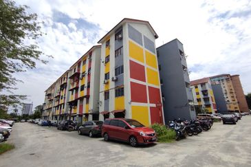 Pangsapuri Kos Rendah Kinrara