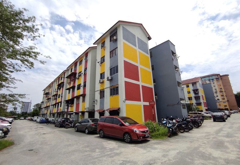 Pangsapuri Kos Rendah Kinrara