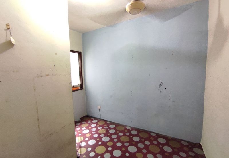 Pangsapuri Kos Rendah Kinrara