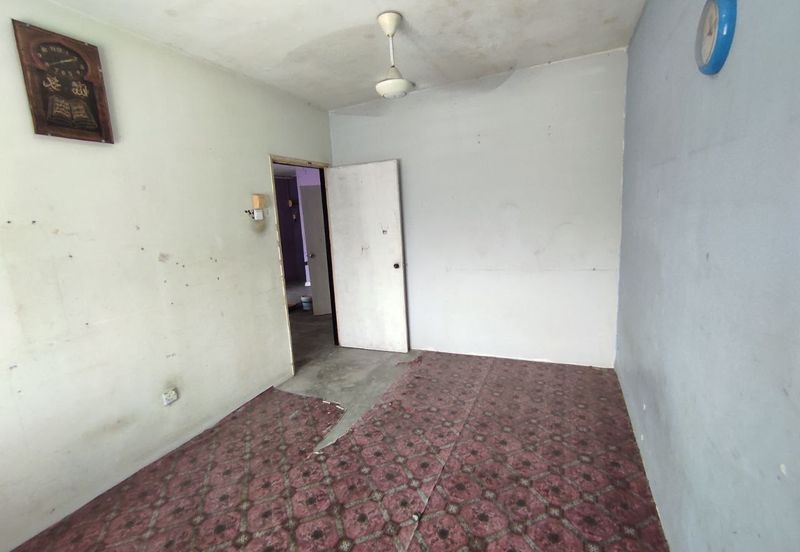 Pangsapuri Kos Rendah Kinrara