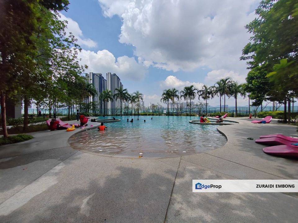 FOR SALE / UNTUK DIJUAL KL Traders Square, Jalan Gombak, Setapak, Kuala Lumpur, Gombak