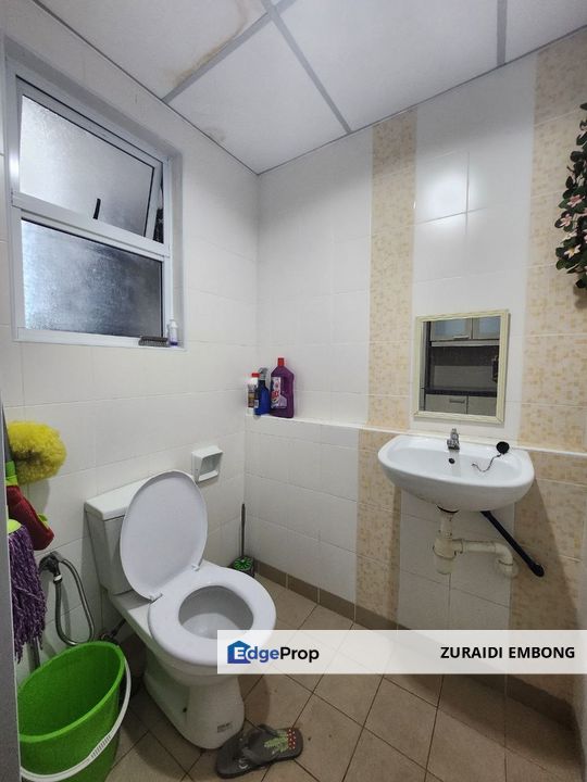 FOR SALE / UNTUK DIJUAL Spacious D'Pines Condominium Taman Nirwana Ampang, Selangor, Ampang