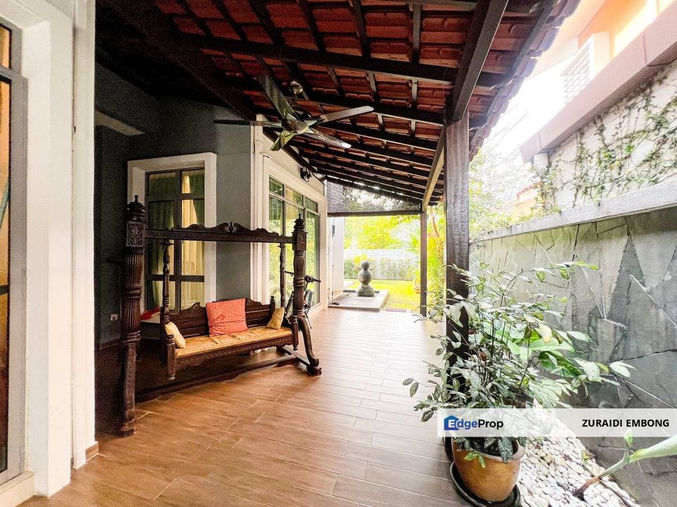 FOR SALE / UNTUK DIJUAL Villa Safira Saujana Impian Kajang Bangi Freehold Facing Open Fully Renovated Low Density Area 2.5 Storey Bungalow, Selangor, Kajang