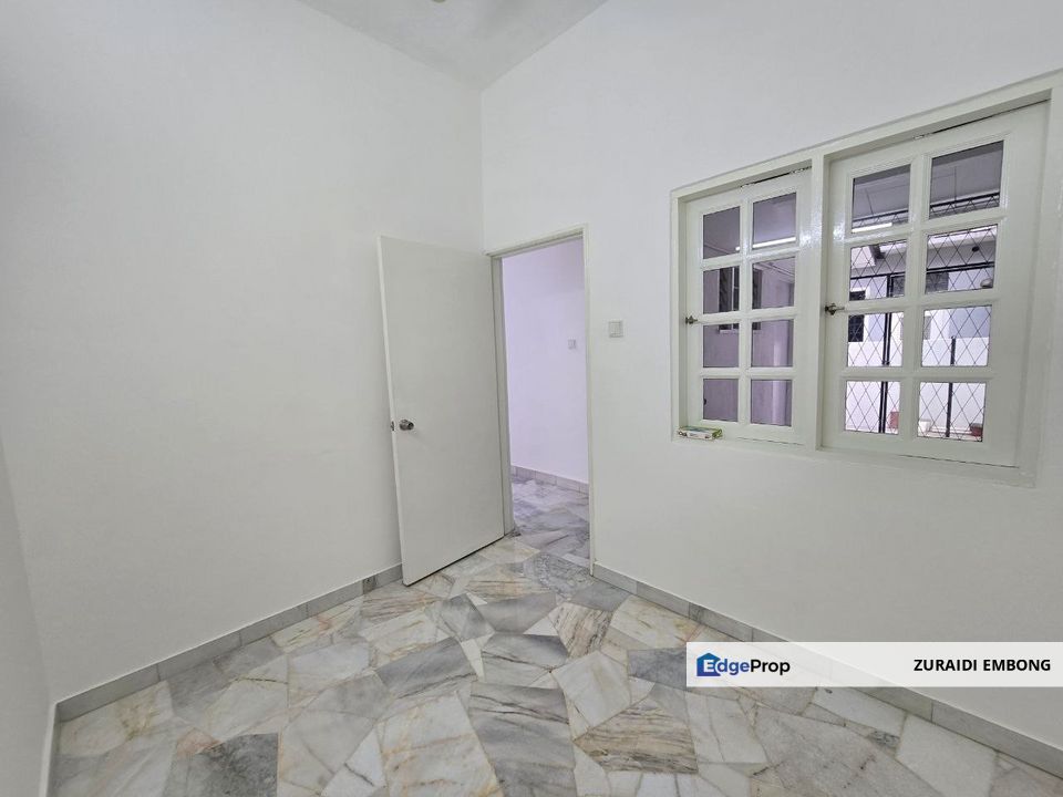 FOR SALE / UNTUK DIJUAL Setiawangsa Wangsa Maju Kuala Lumpur Refurbished 2 Storey Intermediate Freehold Non bumi Lot, Kuala Lumpur, Taman Setiawangsa