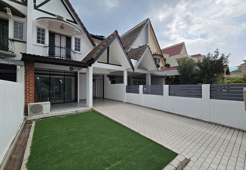 FOR SALE / UNTUK DIJUAL Setiawangsa Wangsa Maju Kuala Lumpur Refurbished 2 Storey Intermediate Freehold Non bumi Lot