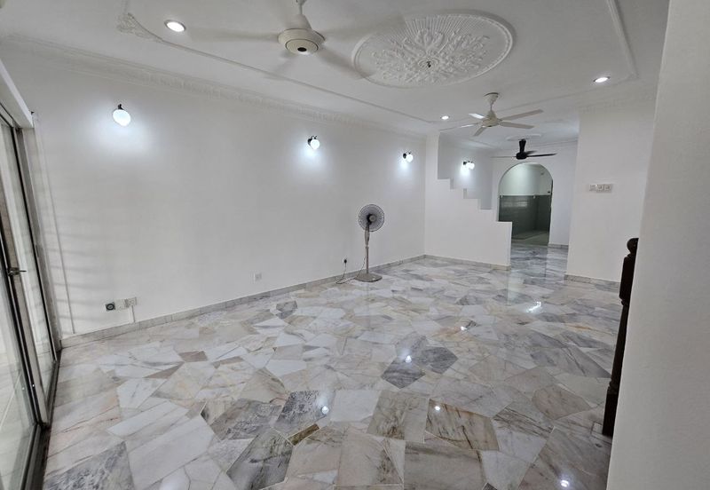 FOR SALE / UNTUK DIJUAL Setiawangsa Wangsa Maju Kuala Lumpur Refurbished 2 Storey Intermediate Freehold Non bumi Lot