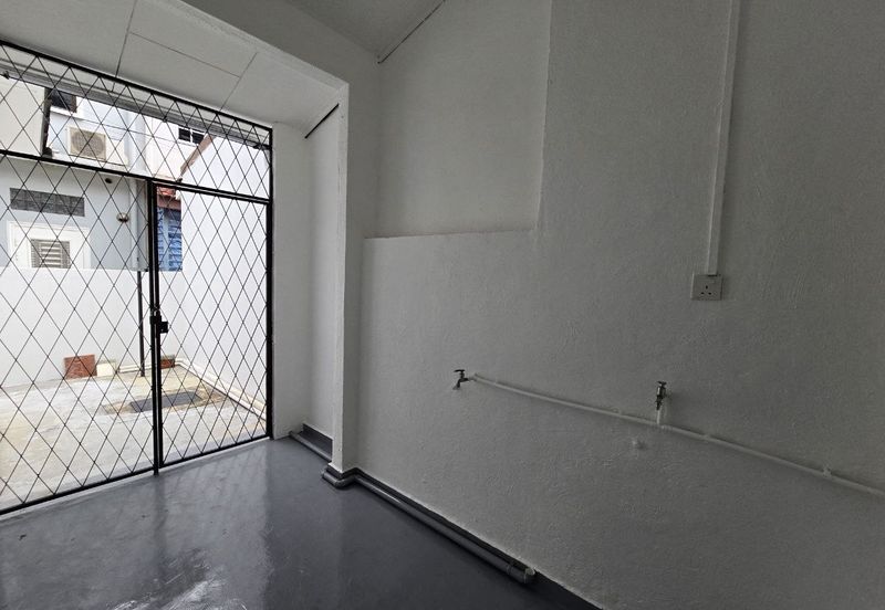 FOR SALE / UNTUK DIJUAL Setiawangsa Wangsa Maju Kuala Lumpur Refurbished 2 Storey Intermediate Freehold Non bumi Lot