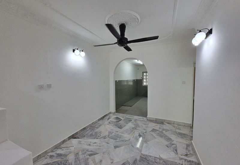 FOR SALE / UNTUK DIJUAL Setiawangsa Wangsa Maju Kuala Lumpur Refurbished 2 Storey Intermediate Freehold Non bumi Lot