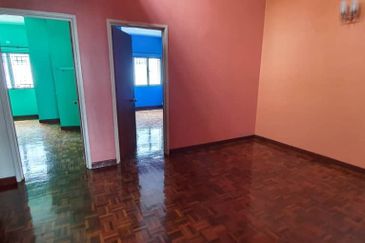 Jalan Sepah Puteri 5/12