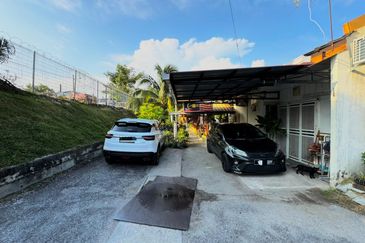 Alam Idaman, Taman Tasik Puchong