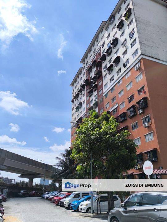 FOR SALE / UNTUK DIJUAL APARTMENT Vista Subang @ Ara Damansara,  Petaling Jaya Near LRT Freehold Non Bumi Lot, Selangor, Ara Damansara