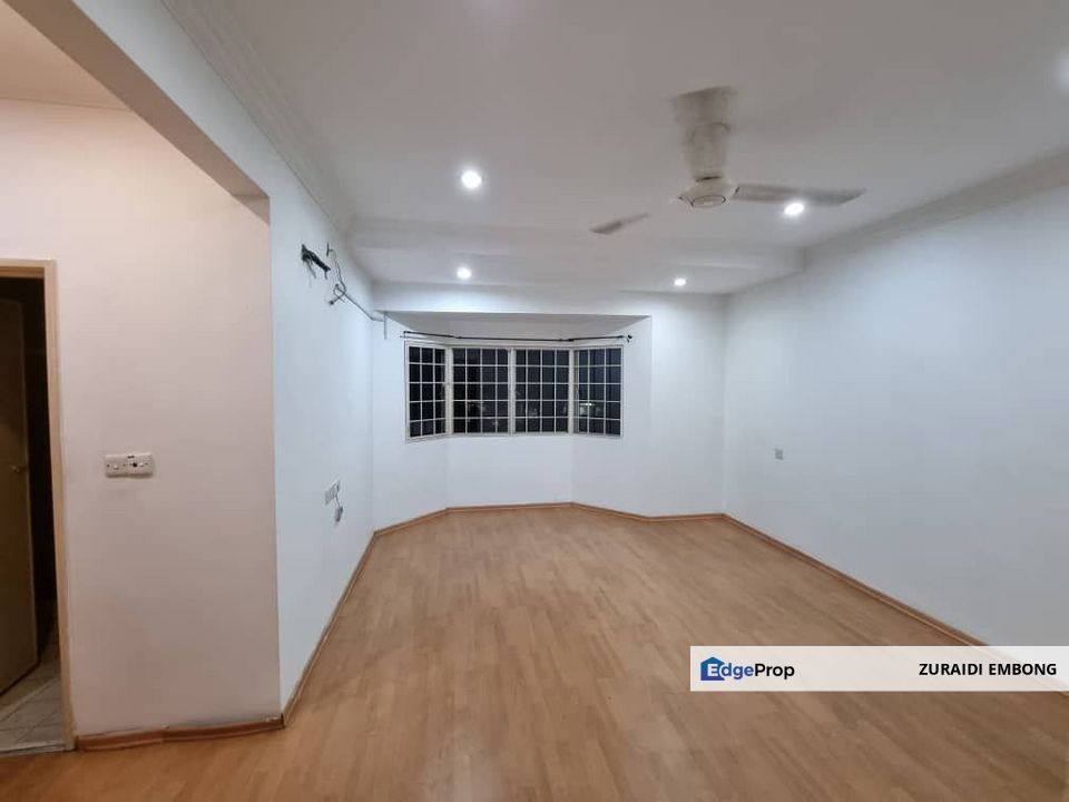 FOR SALE / UNTUK DIJUAL Seri Utama, Sepah Puteri  Kota Damansara Spacious Non Bumi Double Storey Terrace House , Selangor, Kota Damansara