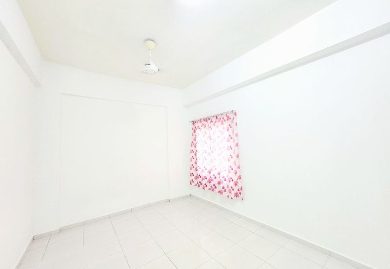 Taman Subang Permata