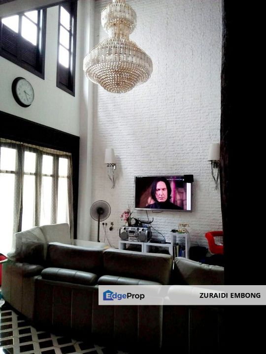 FOR SALE / UNTUK DIJUAL Bungalow Three Storey Subang Height, Subang Jaya FREEHOLD NON BUMI, Selangor, Subang Heights
