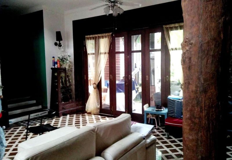 FOR SALE / UNTUK DIJUAL Bungalow Three Storey Subang Height, Subang Jaya FREEHOLD NON BUMI