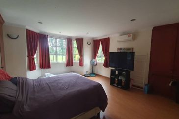 KGSAAS Golf Club, Seksyen 13