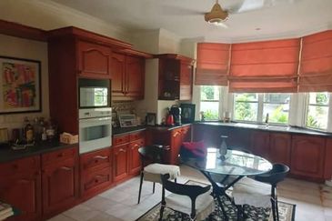 KGSAAS Golf Club, Seksyen 13