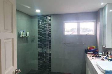 KGSAAS Golf Club, Seksyen 13