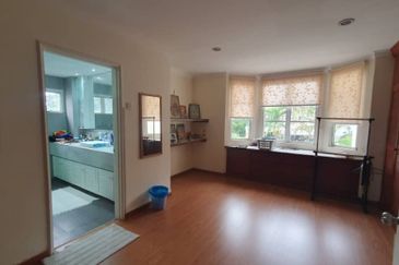 KGSAAS Golf Club, Seksyen 13