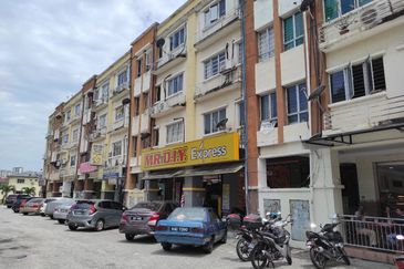 Pangsapuri Kos Rendah Kinrara