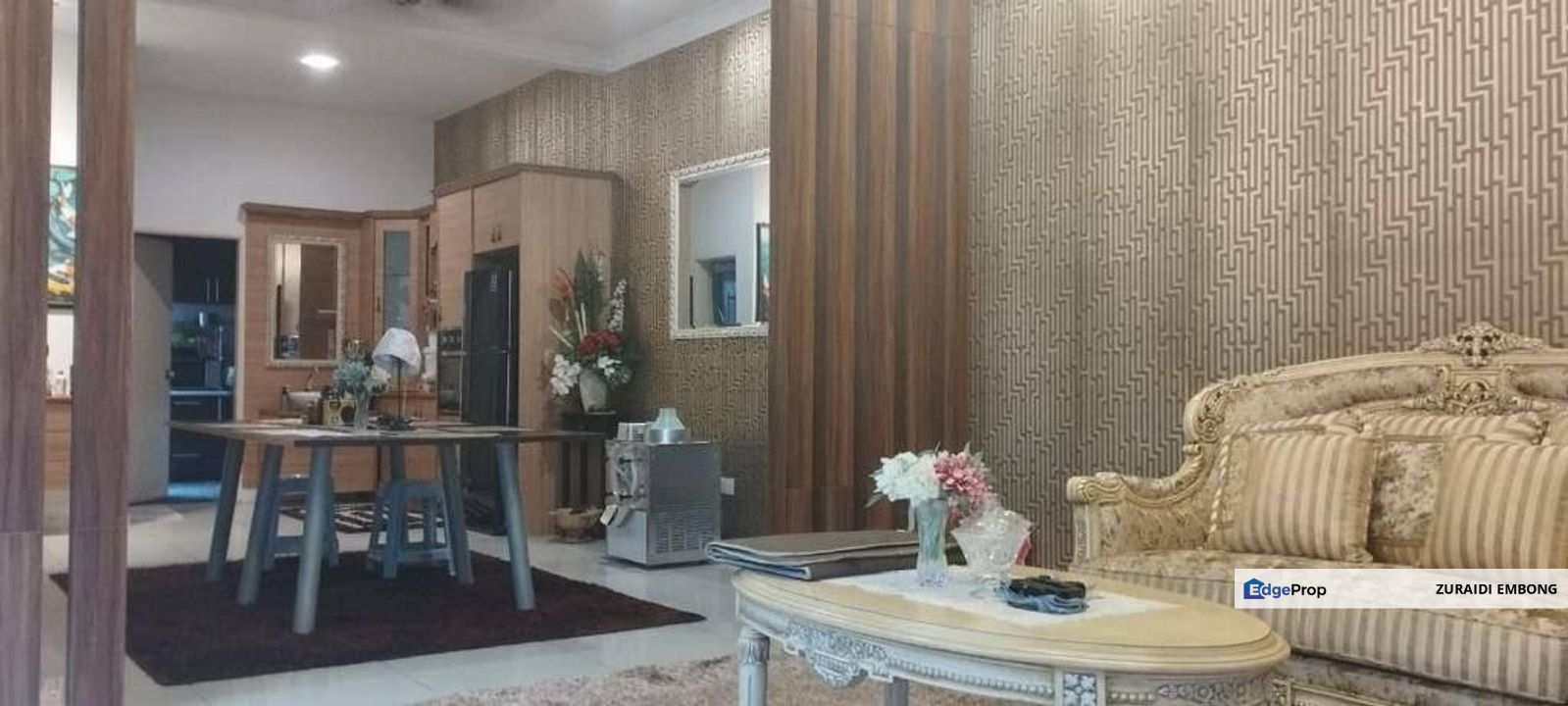 FOR SALE / UNTUK DIJUAL Terrace House 2.5 Storey  Frangipani U12, Shah Alam Renovated Unit, Selangor, Shah Alam