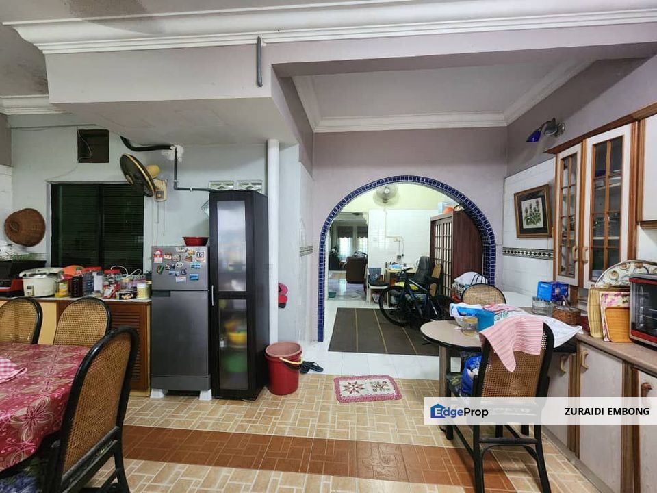FOR SALE / UNTUK DIJUAL Double Storey Terrace Jalan Ferum @ Seksyen 7 Shah Alam NON BUMI LOT Renovated Unit, Selangor, Shah Alam