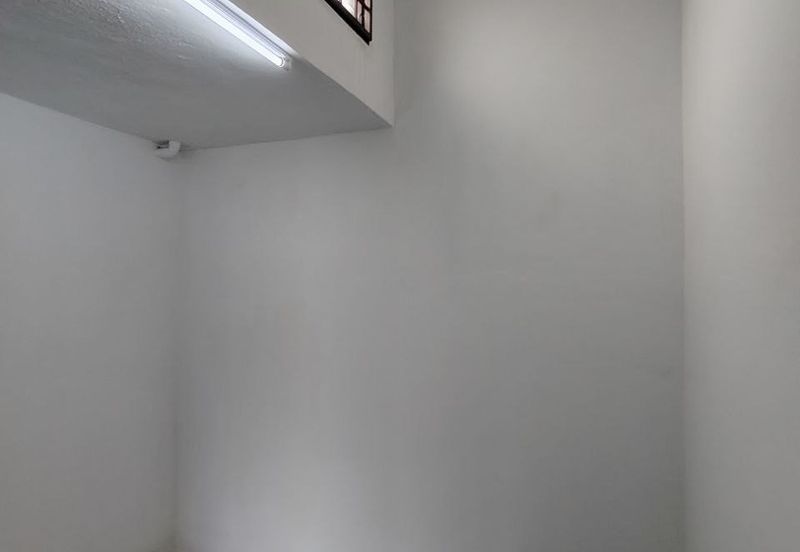 FOR SALE / UNTUK DIJUAL End Lot Single Storey Taman Medan Indah, Telok Panglima Garang Selangor