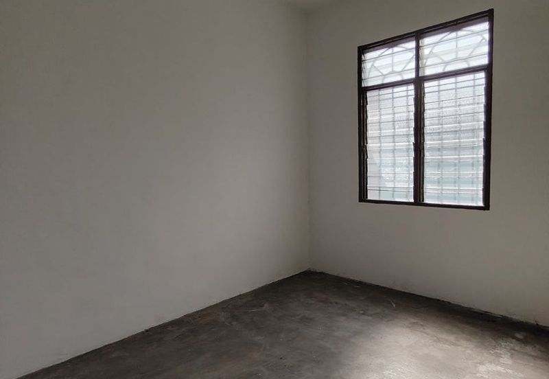 FOR SALE / UNTUK DIJUAL End Lot Single Storey Taman Medan Indah, Telok Panglima Garang Selangor
