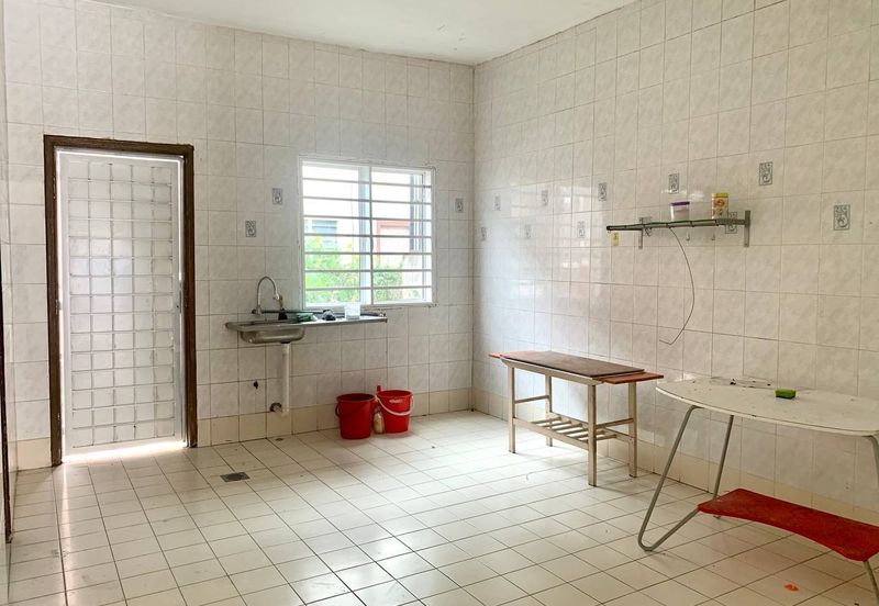 Non bumi 2 storey terrace house mutiara Subang