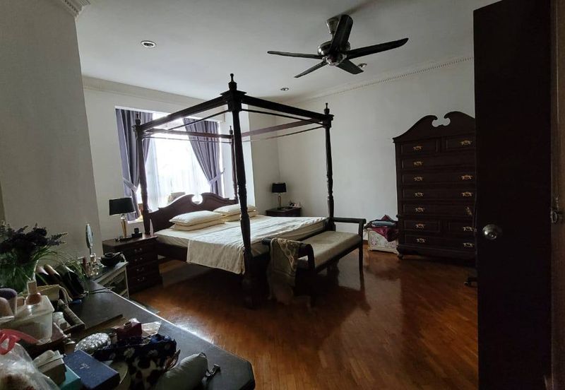 Renovated 2 storey house Aman Subang Bestari