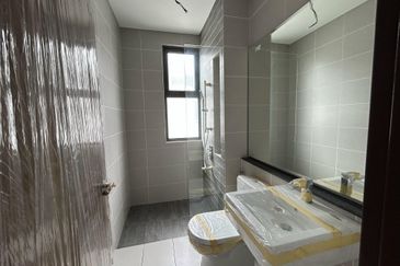 Tiana Elmina Gardens