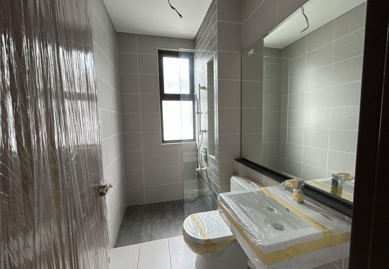 Tiana Elmina Gardens