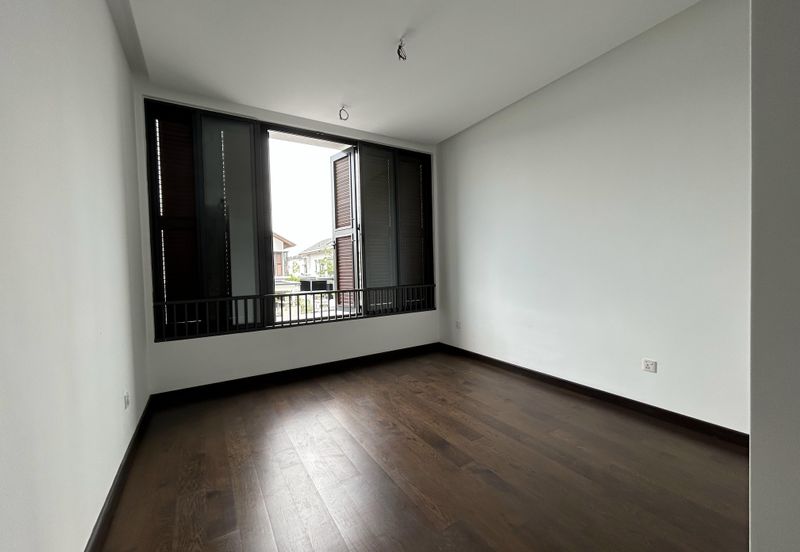 Tiana Elmina Gardens