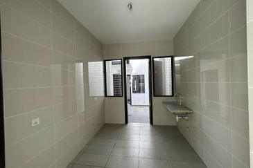 Tiana Elmina Gardens