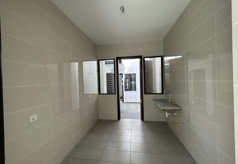 Tiana Elmina Gardens