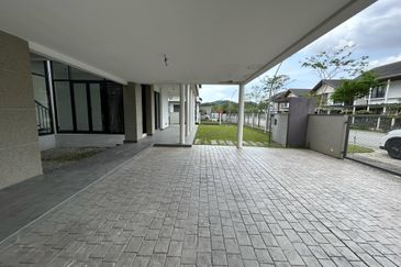 Tiana Elmina Gardens