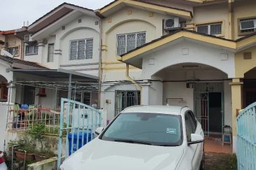Non bumi 2storey terrace house Mitiara Subang
